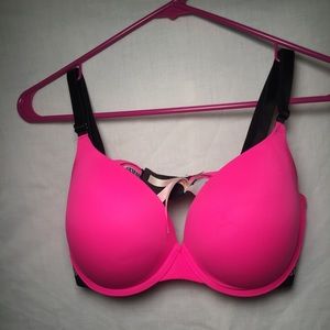 Victoria’s Secret Wear Everywhere Push Up Bra